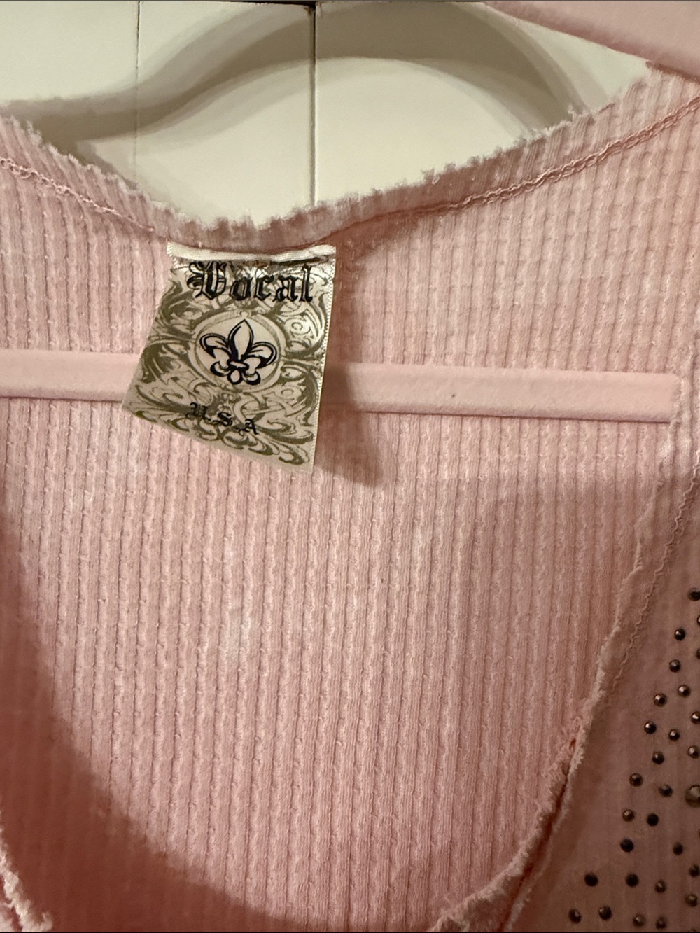 Vintage-inspired Rhinestone Ribbed Tank Top - Pink - Picture 2 of 4